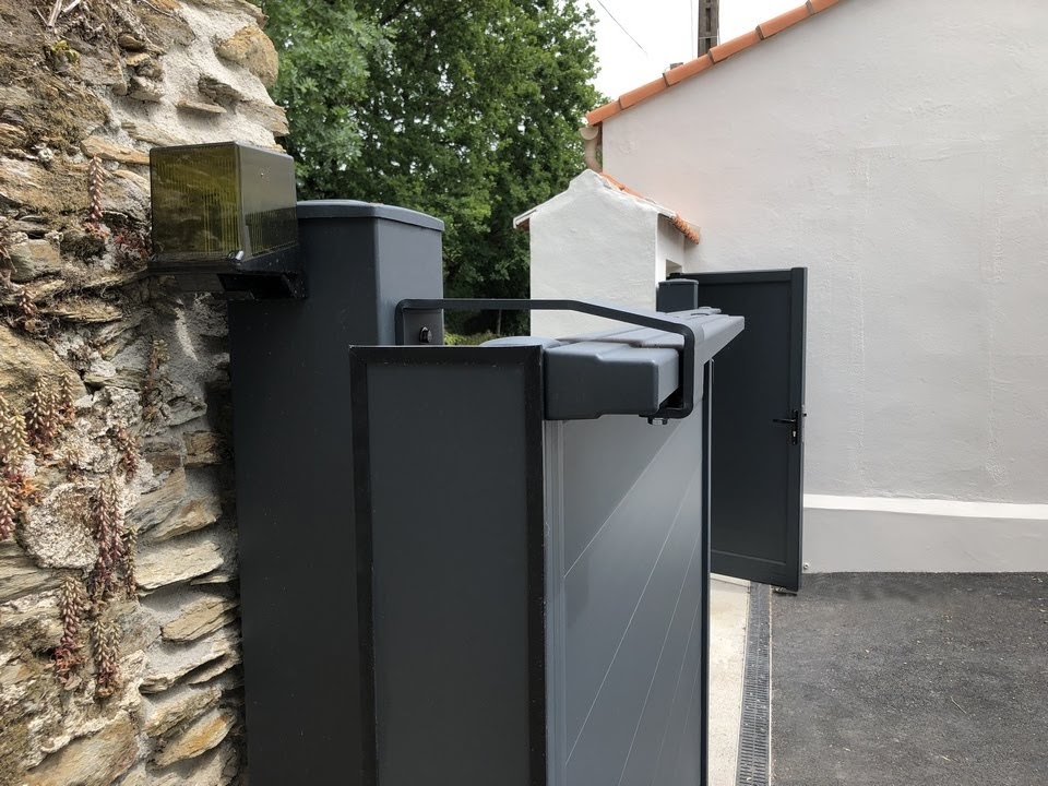 installation portail coulissant