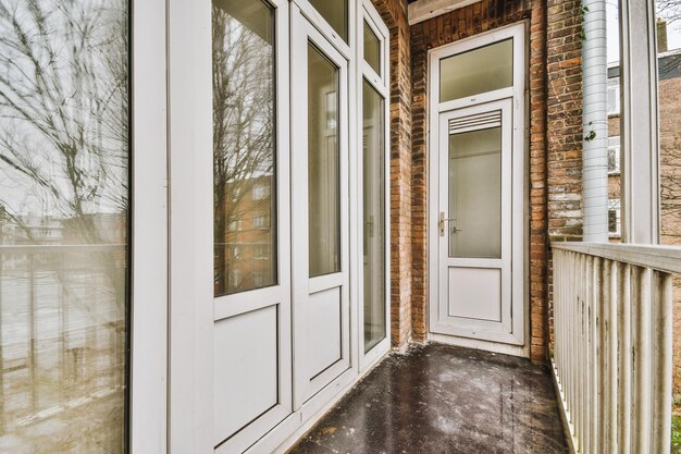porte d'entrée pvc blanc