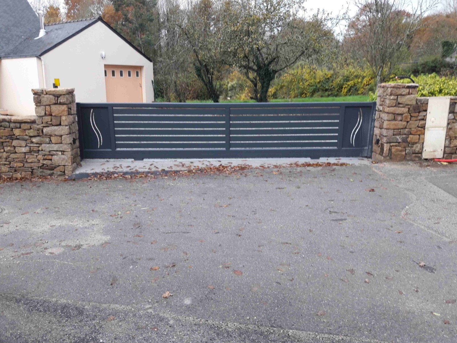 portail coulissant 5m aluminium anthracite le roi de la fenetre