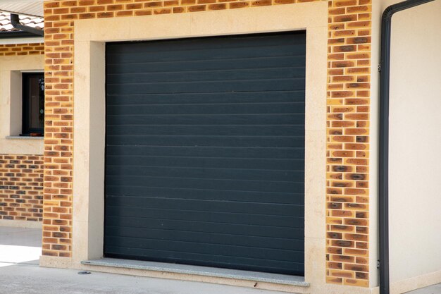 porte de garage sectionnelle​