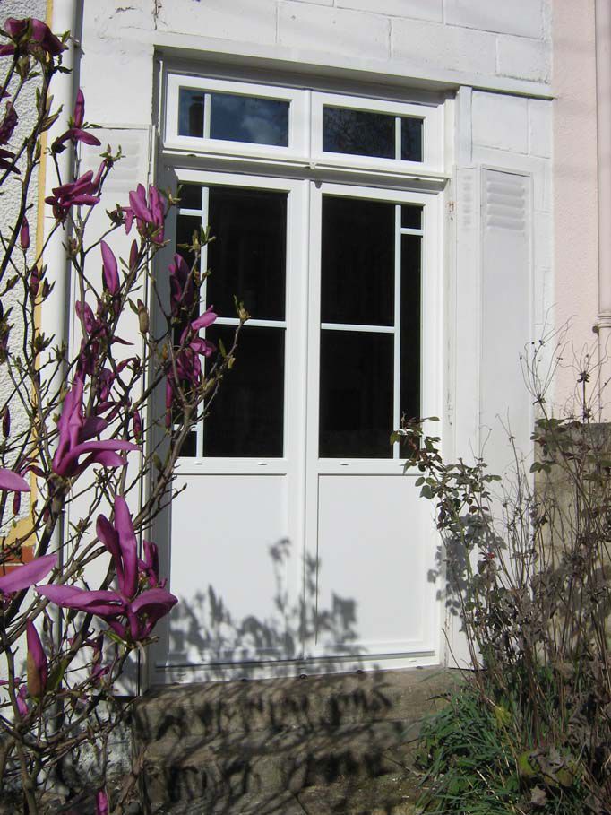 porte fenetre bois sur mesure le roi de la fenetre